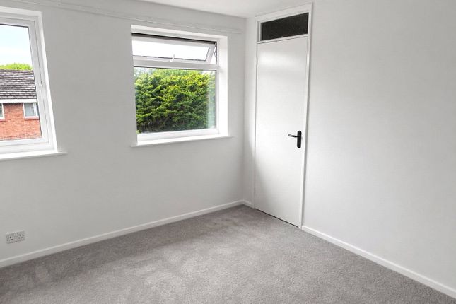 2, Boscobel Close, Telford photo 5