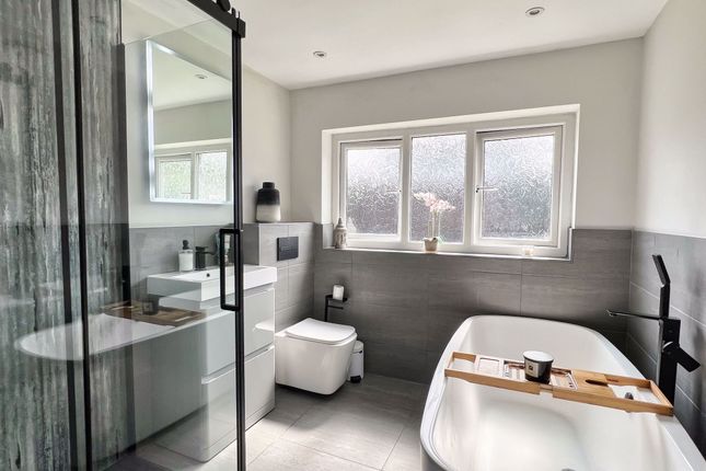 27 Darren View, Maesteg photo 3