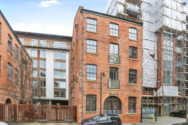Flat for sale in Neptune Street, Leeds, West Yorkshire