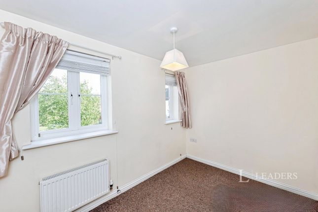 12, The Square, Kirton photo 5