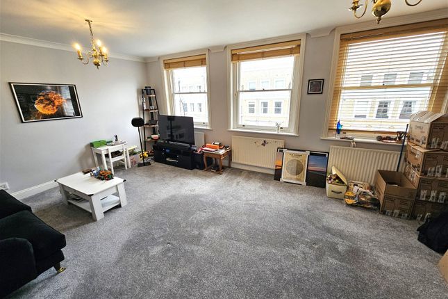 Duplex to rent in Elvaston Place, London