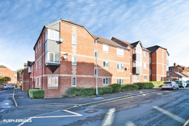 Flat 16 Old Market Court, George Street, Glastonbury photo 2