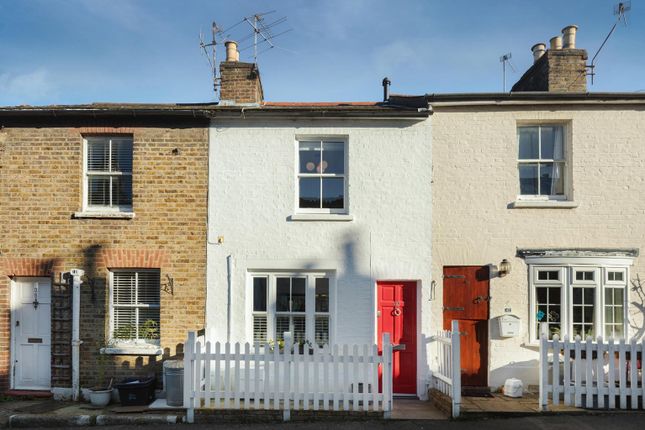2-bed house on 40 Princes Road, Richmond, Surrey, £3,250/mo