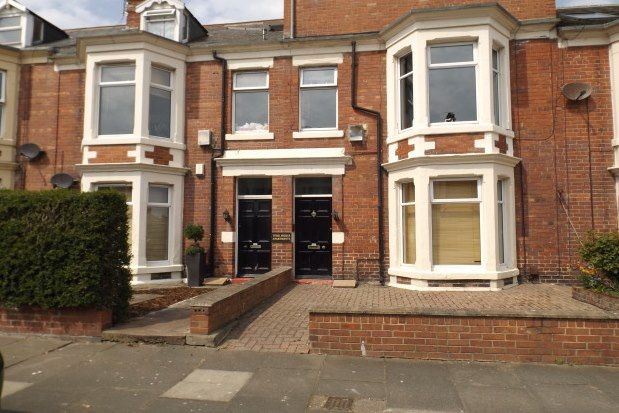 1 bed flat to rent in Park Parade, Whitley Bay NE26