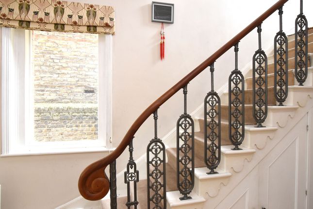 1 Templar Street, London photo 3