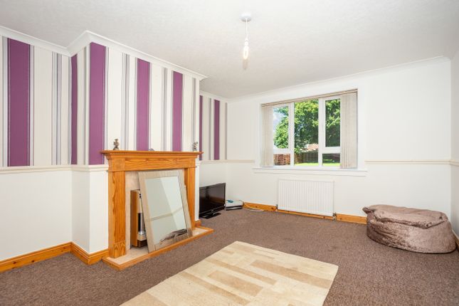3, St. Teresas Crescent, Dumfries photo 2