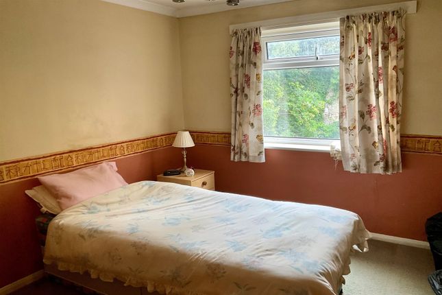 9, Chalkwell Court, Eaves Road, Dover photo 5