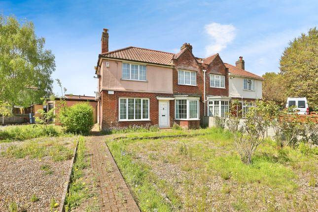 Thumbnail Semi-detached house for sale in Rye Avenue, Norwich