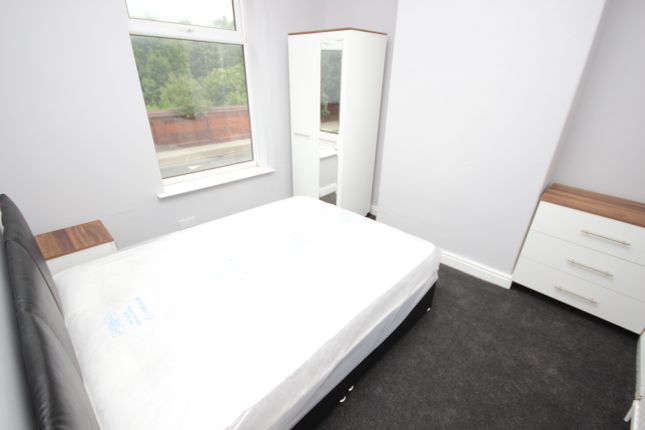 Shared accommodation to rent in Gerald Road, Salford