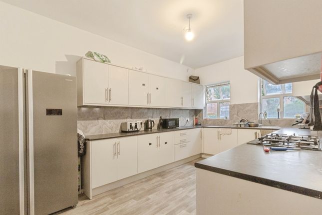 16, Ashleigh Road, Leicester photo 3