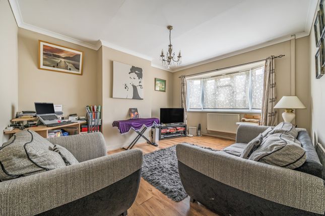 29, Crockham Way, Eltham photo 3