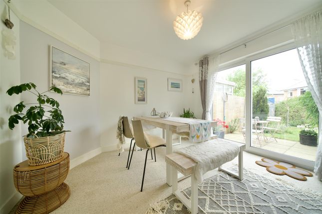 11, Broadlands Road, Weymouth photo 4