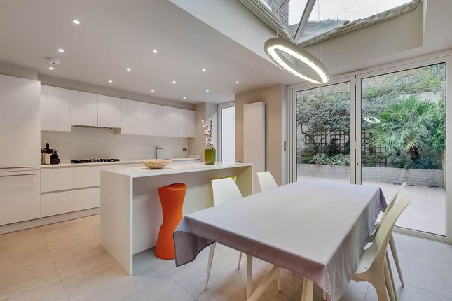 Warwick Gardens 76-19