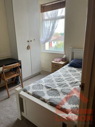 Thumbnail Room to rent in Coniston Road, Addiscombe, Croydon