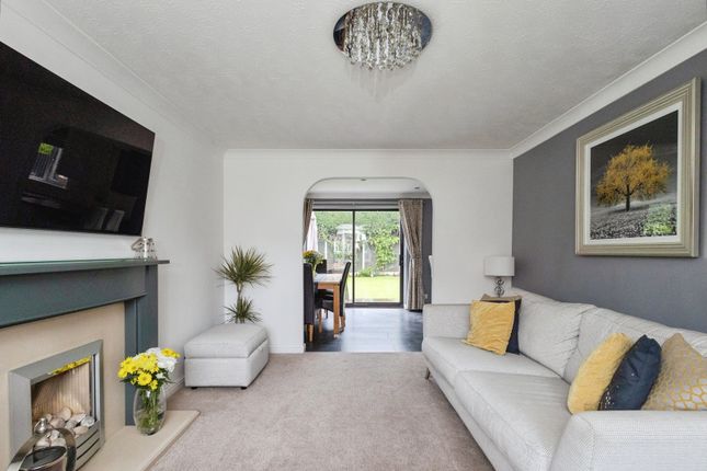 135, Moorside Lane, Manchester photo 4