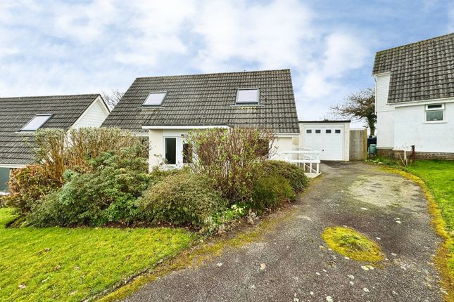 3-bed house on 35, Gwelmeneth Park, Cornwall, £300,000