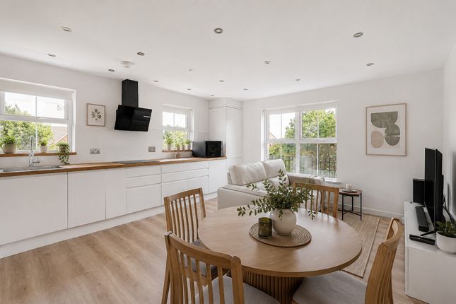 106, Shaftesbury Gardens, London photo 4