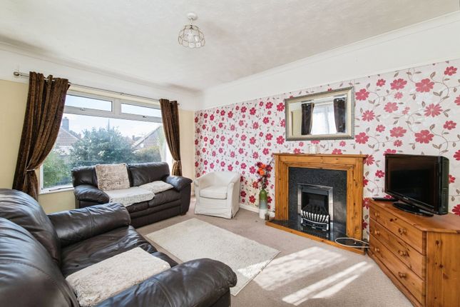 Elmfield Crescent, Devon photo 2