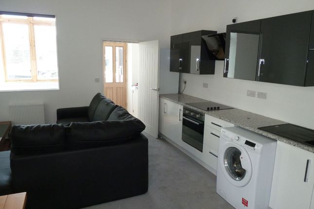 18 Artisan View, Sheffield photo 2