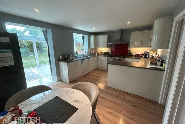 Bann Mee Suk, 27, Fairview Close, Southampton photo 4
