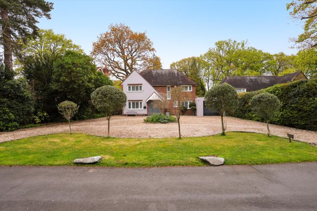 Thumbnail Detached house to rent in Dartnell Avenue, West Byfleet, Surrey