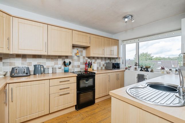 7, Fairway Avenue, Lancashire photo 4