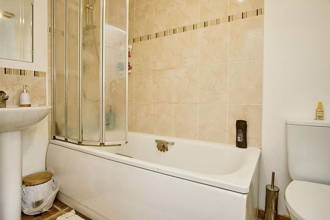 2, Orchard Mews, Newport photo 3