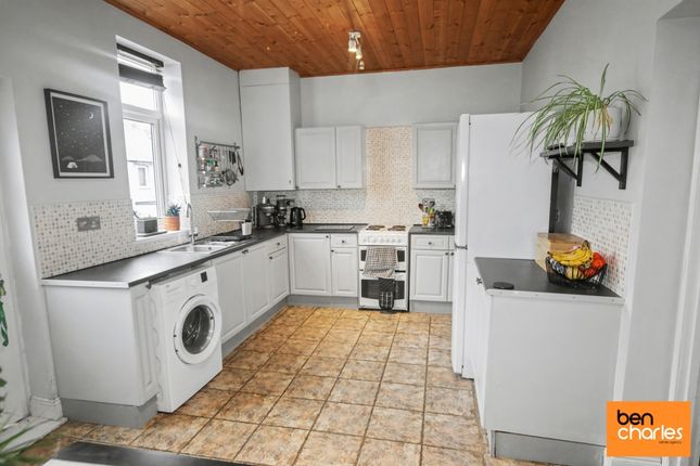 18, South View, Sherburn Hill photo 3