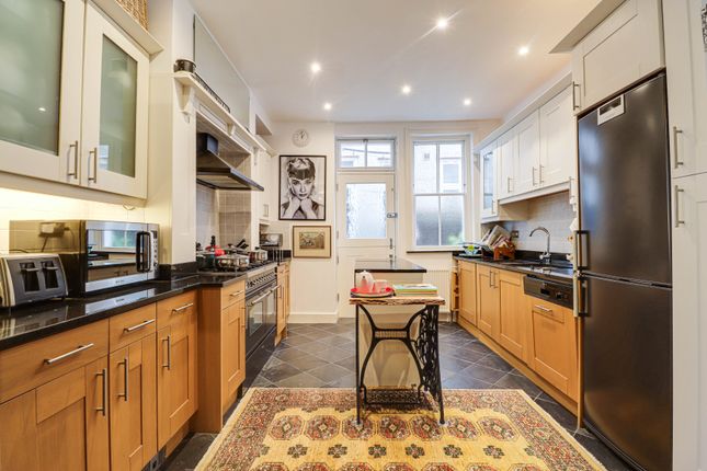 18, Lemsford Road, Hertfordshire photo 2