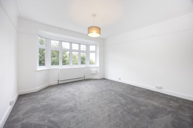 Lingfield Court F...