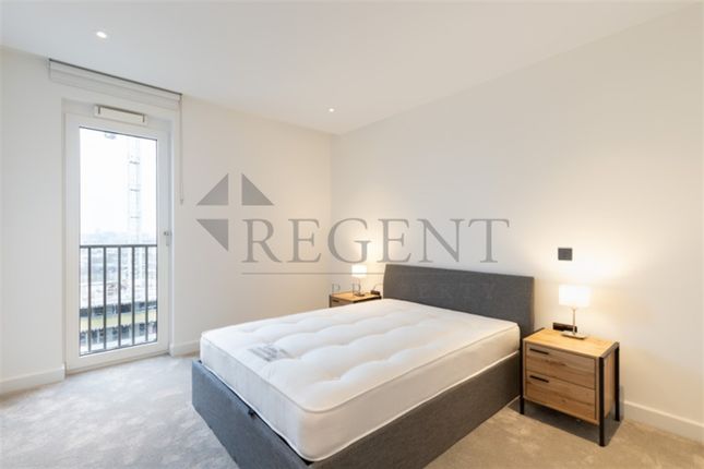 Flat to rent in Belvedere Row Apartments, Fountain Park Way