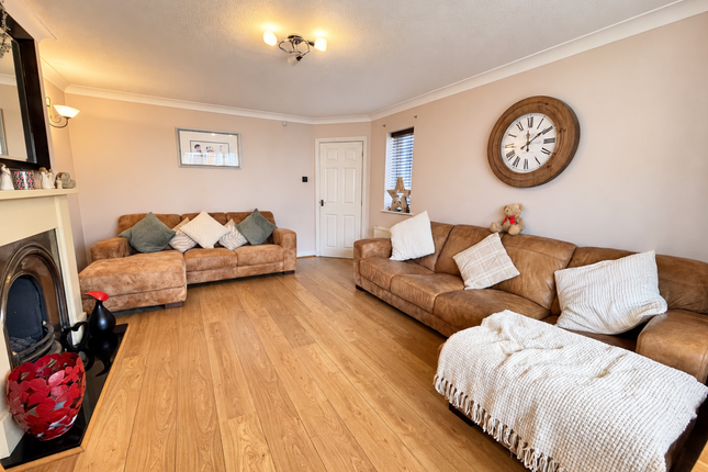Plovers Way, Blackpool photo 4