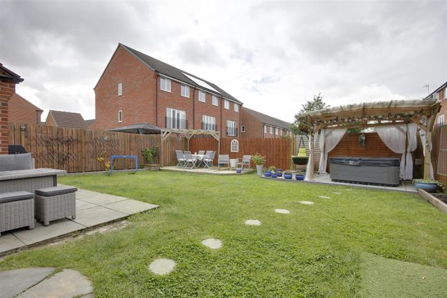 52, Kingscroft Drive, Brough photo 3