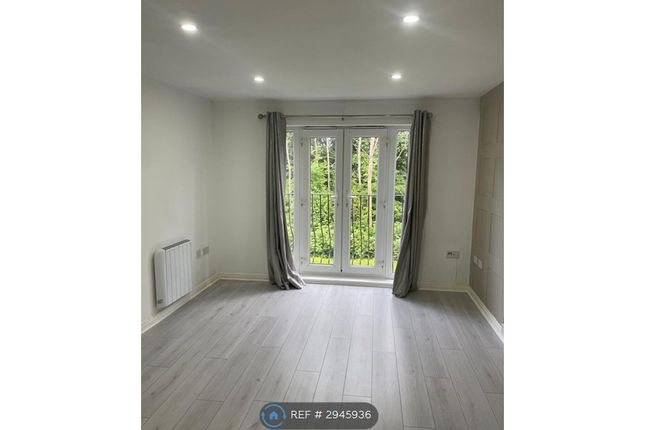 Lingwell Park, Widnes photo 2