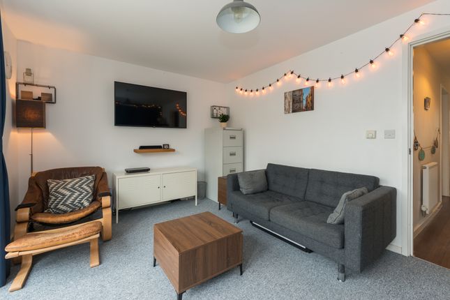 End terrace house for sale in Aurum Close, Whitstable