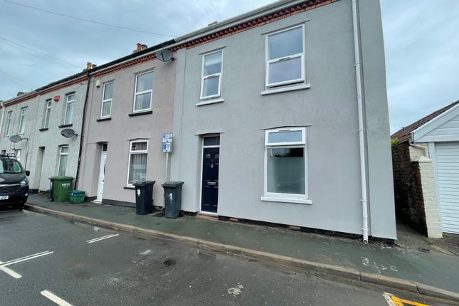 Thumbnail Terraced house to rent in Derrick Road, Kingswood, Bristol