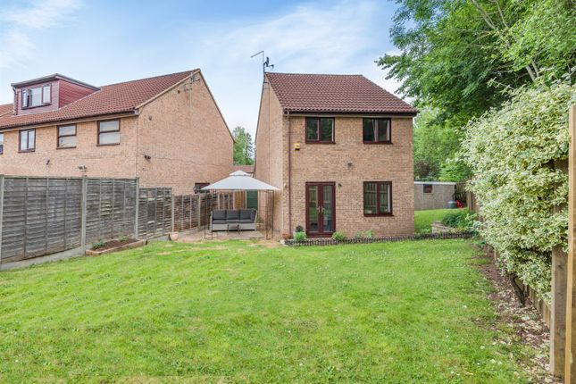 St Crispin Close, Monmouth photo 4