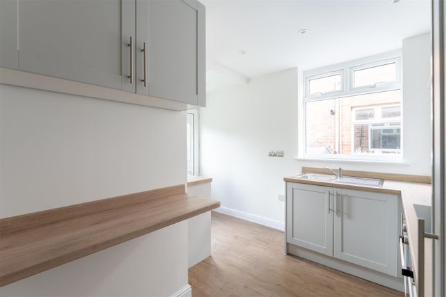 5, Tintern Crescent, Newcastle Upon Tyne photo 4