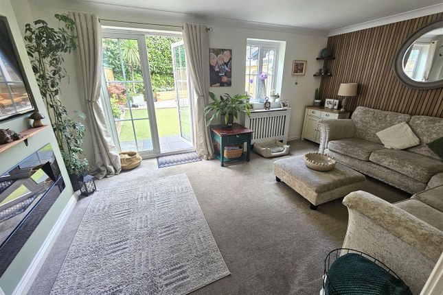 12, Tiddy Close, Tavistock photo 2