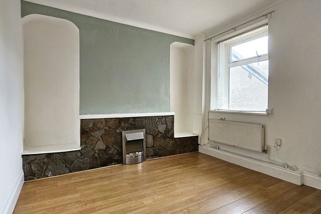 90 Harcourt Street, Ebbw Vale photo 3