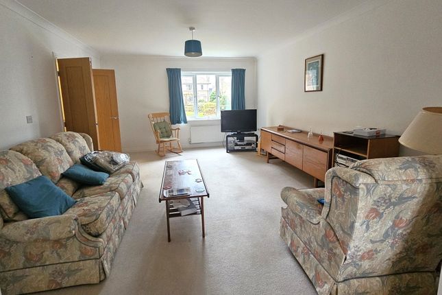 20, Rookery Court, Marden photo 2