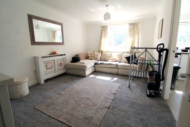 246, Ormonds Close, Bristol photo 2