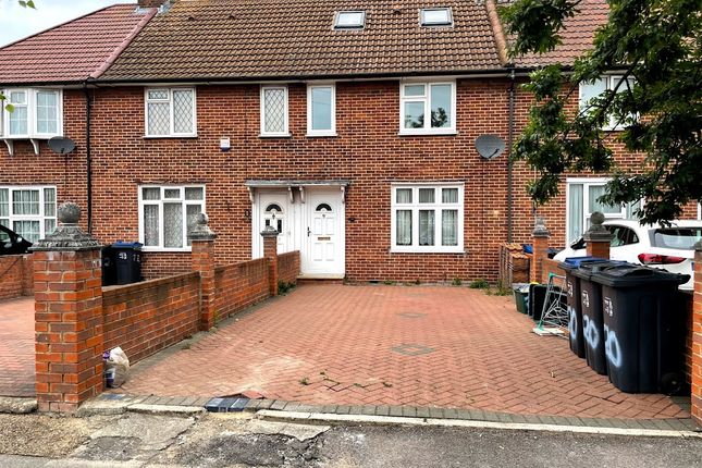 Thumbnail Terraced house to rent in Aberconway Road, Morden