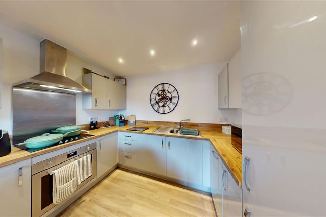 River House, 91, Rhodri Morgan Way, Cardiff photo 3