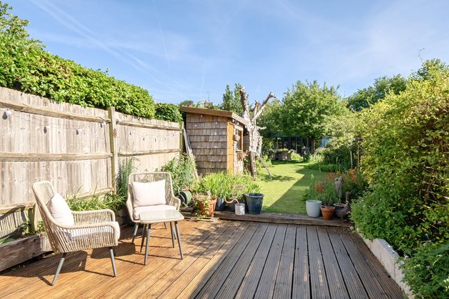 2 Carlton Cottages,, Portsmouth Road, Milford, Godalming photo 3