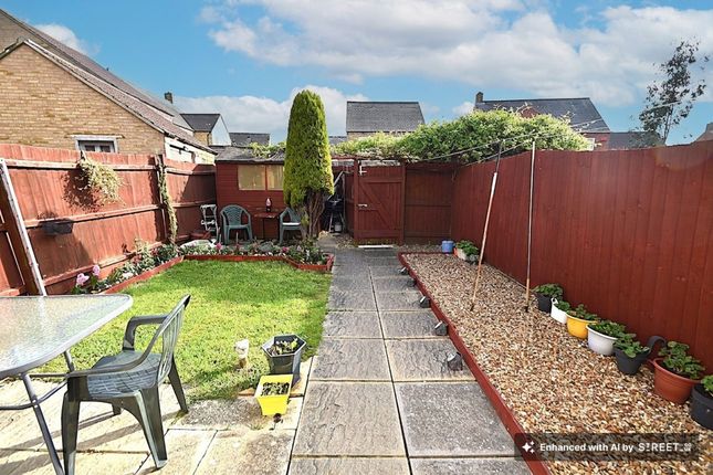 3 Stocker Way, St. Neots photo 2