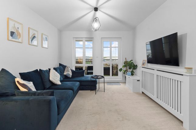 31 Mariners Wharf, Newhaven photo 3