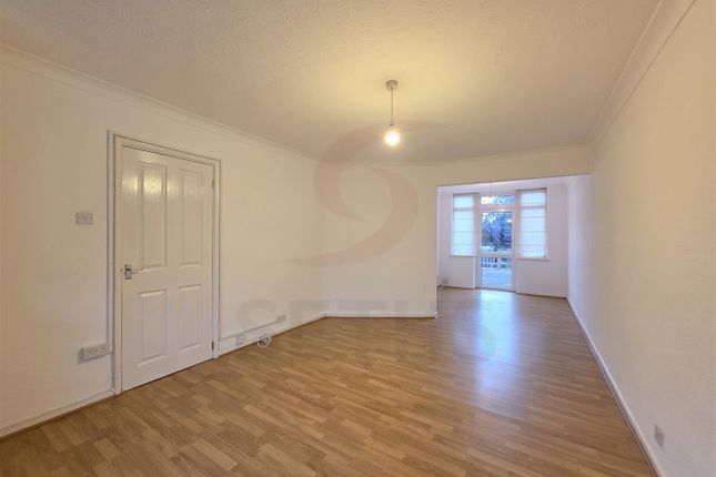 Woodgate Drive, Leicester photo 2