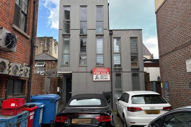 2-bed detached on 2a York Hill,, Brighton, £280,000