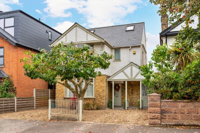 23, Mayo Road, Walton-on-Thames photo 2